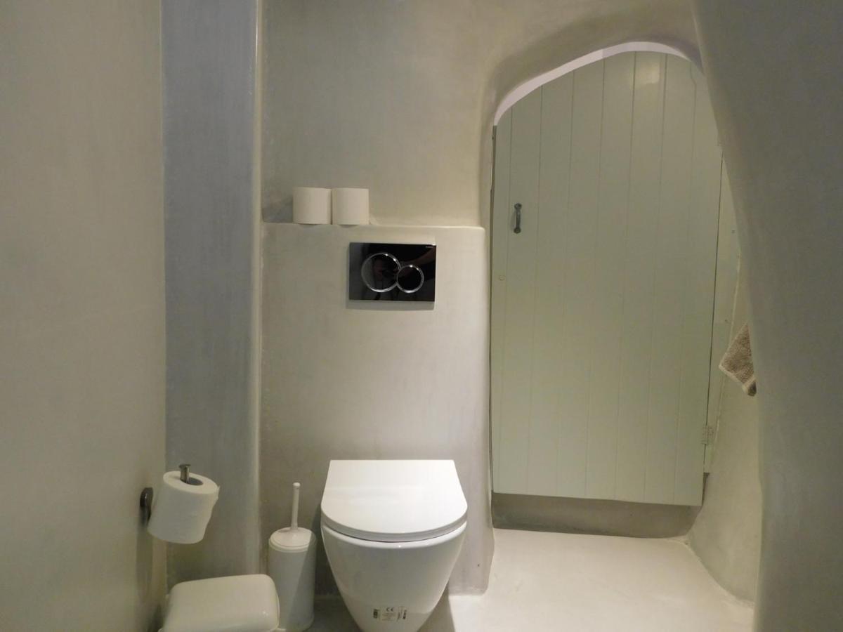 Calm Center Rooms 费拉 外观 照片